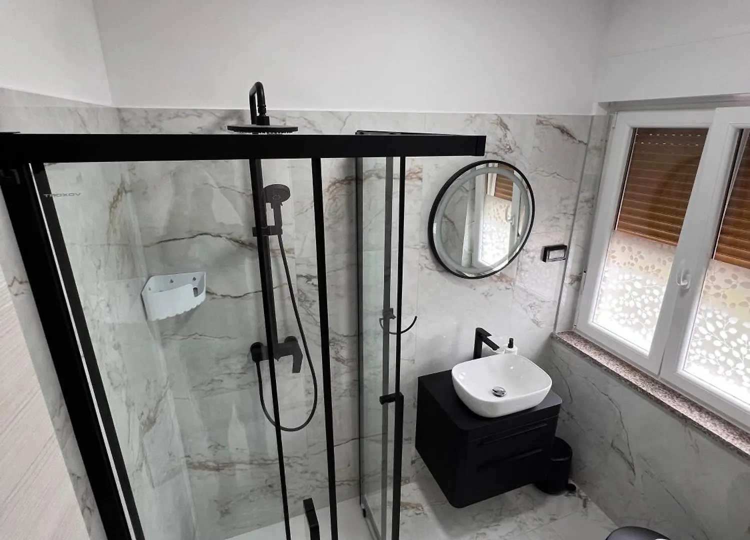 Apartments Iskra روفينج بيت ضيافة