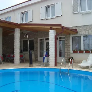 Punta Nocleg ze śniadaniem Šibuljina